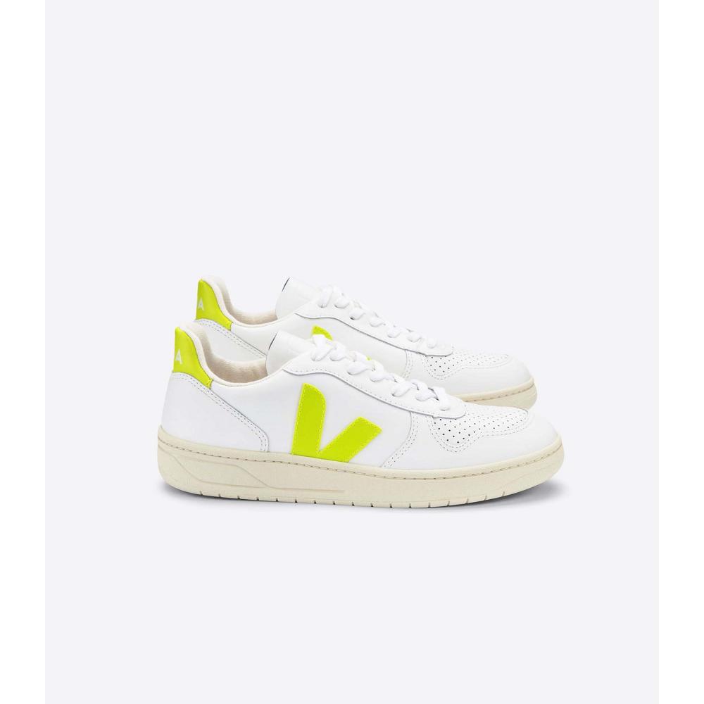 Women\'s Veja V-10 LEATHER Sneakers White/Mint | SG 647HAP